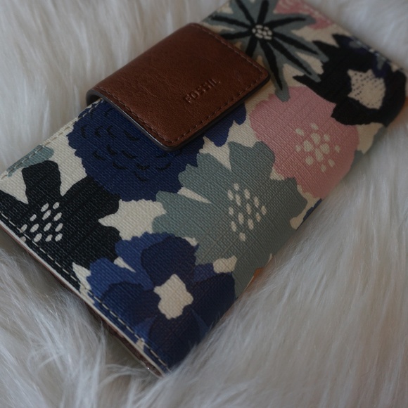 Fossil Handbags - Ladies Fossil Bi-Fold Wallet